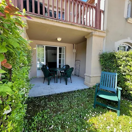 Le Spot Piscine Chauffée&fun Apartment *