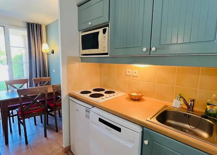 Le Spot Piscine Chauffee & Fun مونفلاكين